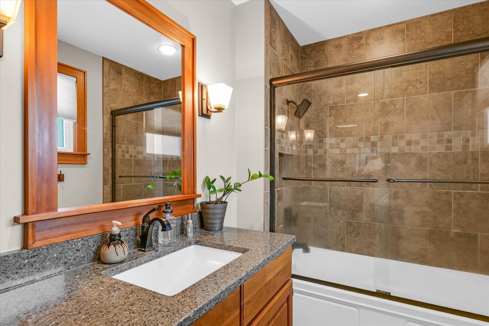 320 E Locust Street, Watseka, IL 60970