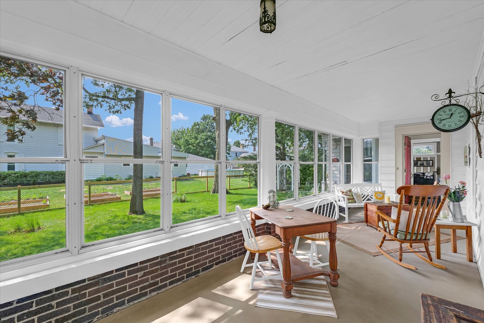 320 E Locust Street, Watseka, IL 60970