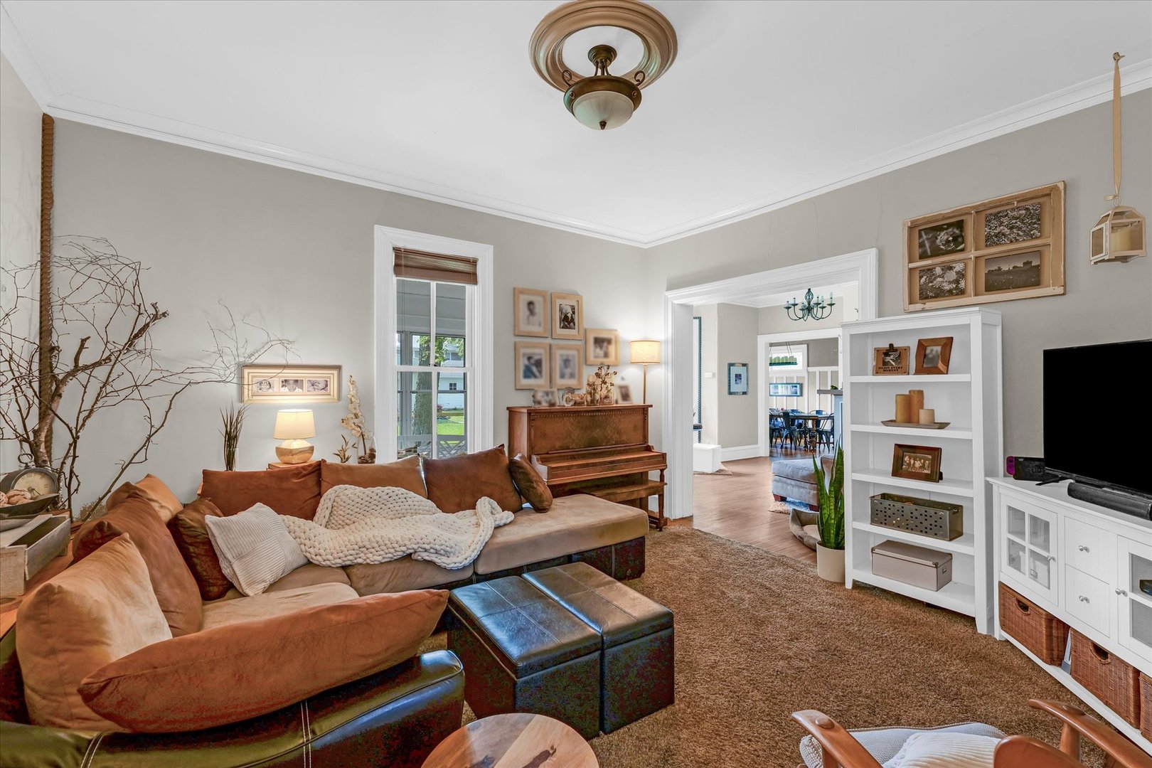 320 E Locust Street, Watseka, IL 60970