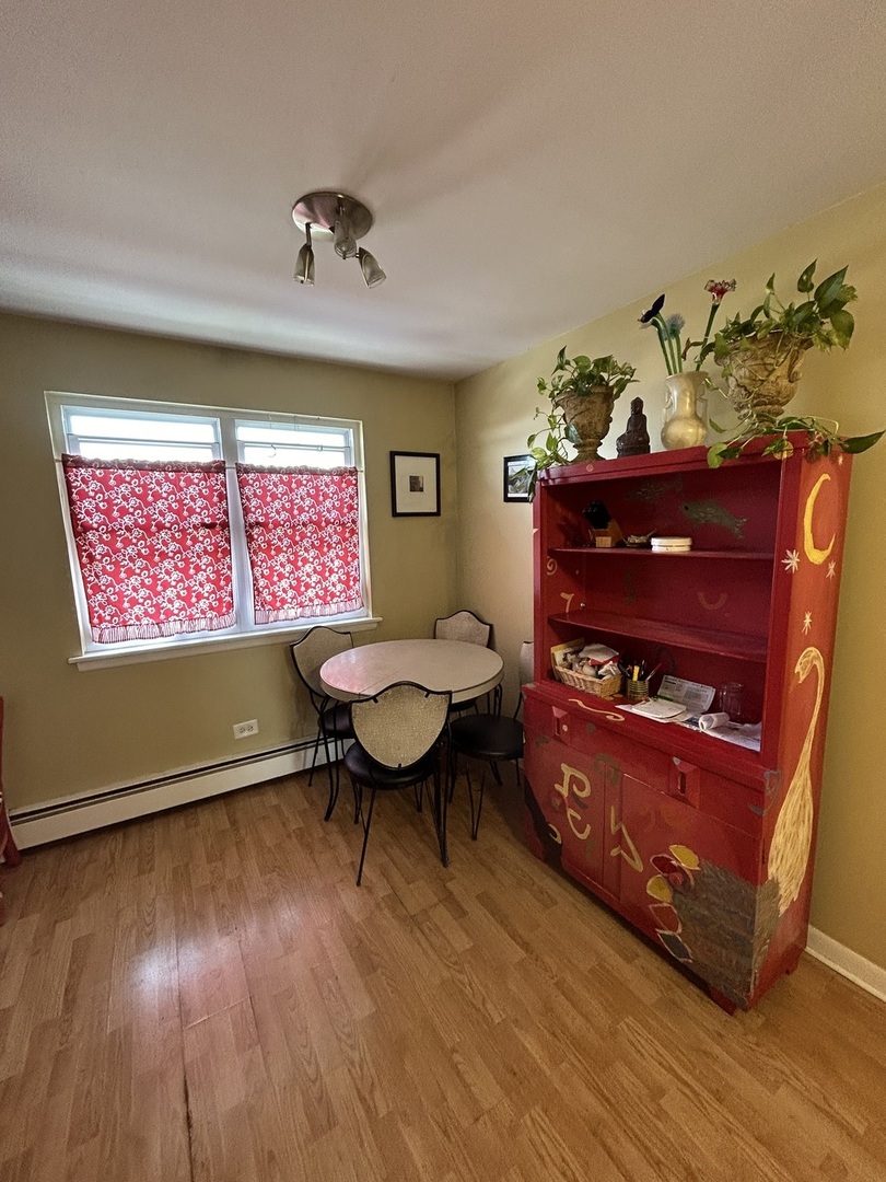 14730 Kilpatrick Avenue #3E, Midlothian, IL 60445