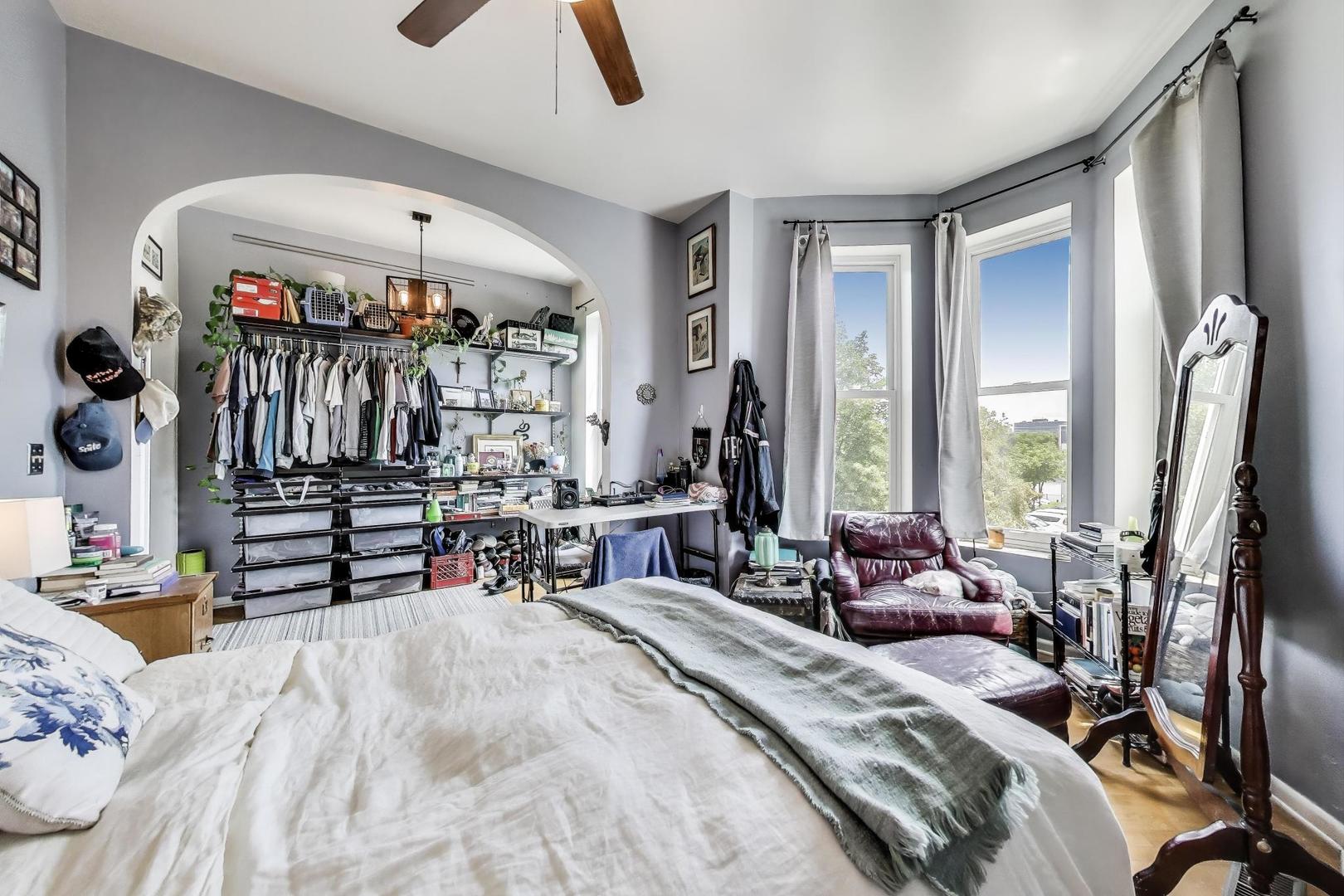 2058 W Washington Boulevard, Chicago, IL 60612