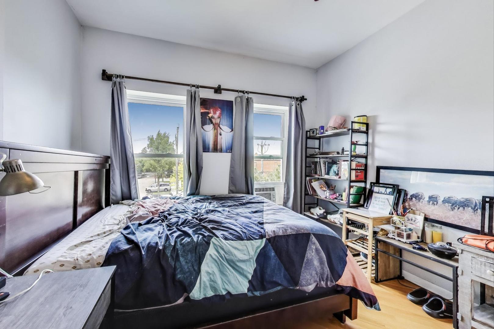 2058 W Washington Boulevard, Chicago, IL 60612