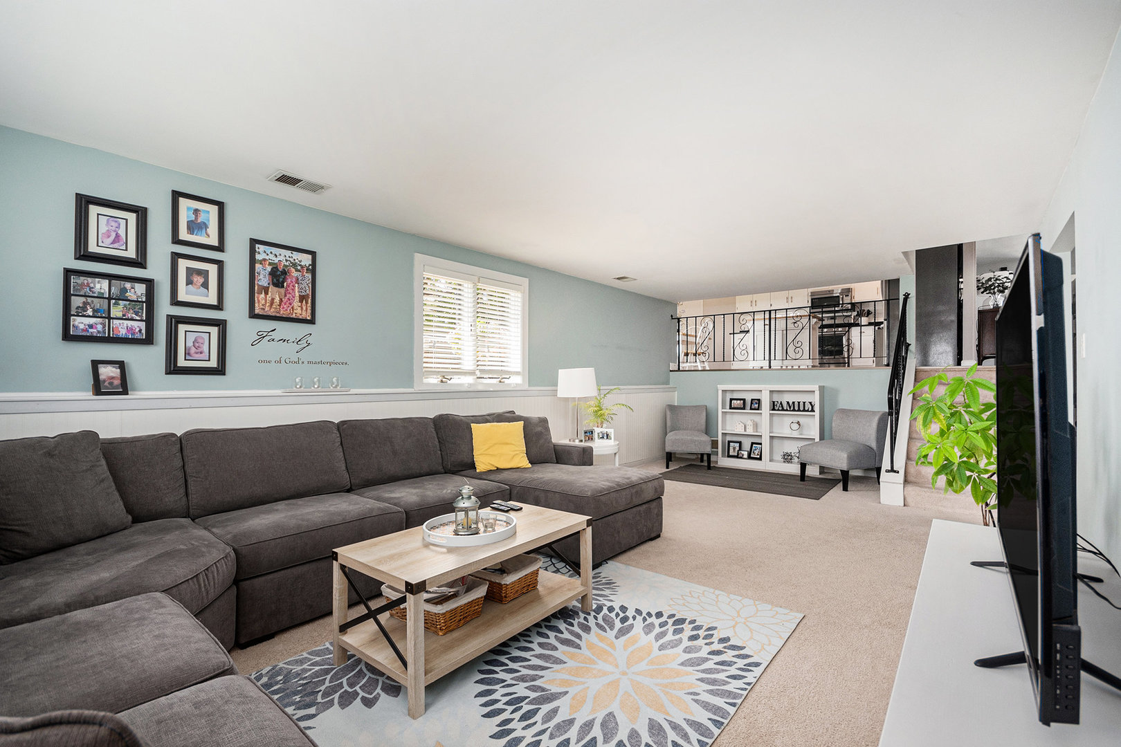6621 W Victoria Drive, Oak Forest, IL 60452