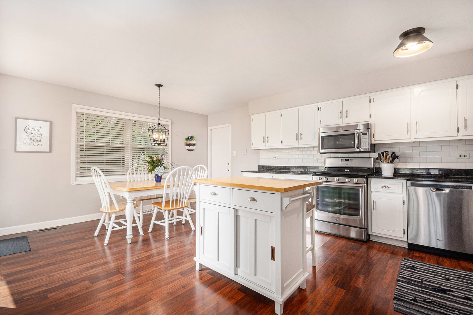 6621 W Victoria Drive, Oak Forest, IL 60452