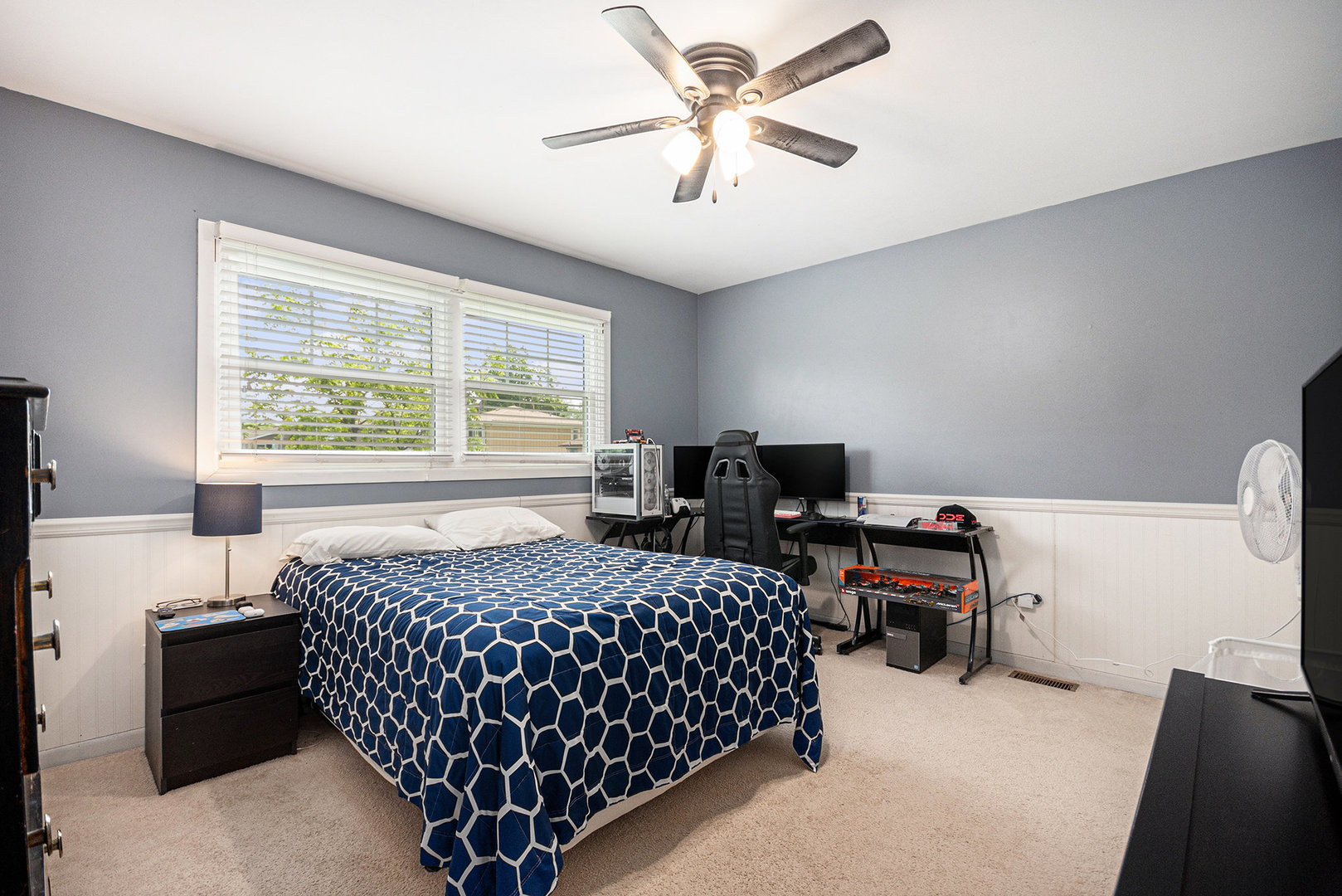 6621 W Victoria Drive, Oak Forest, IL 60452