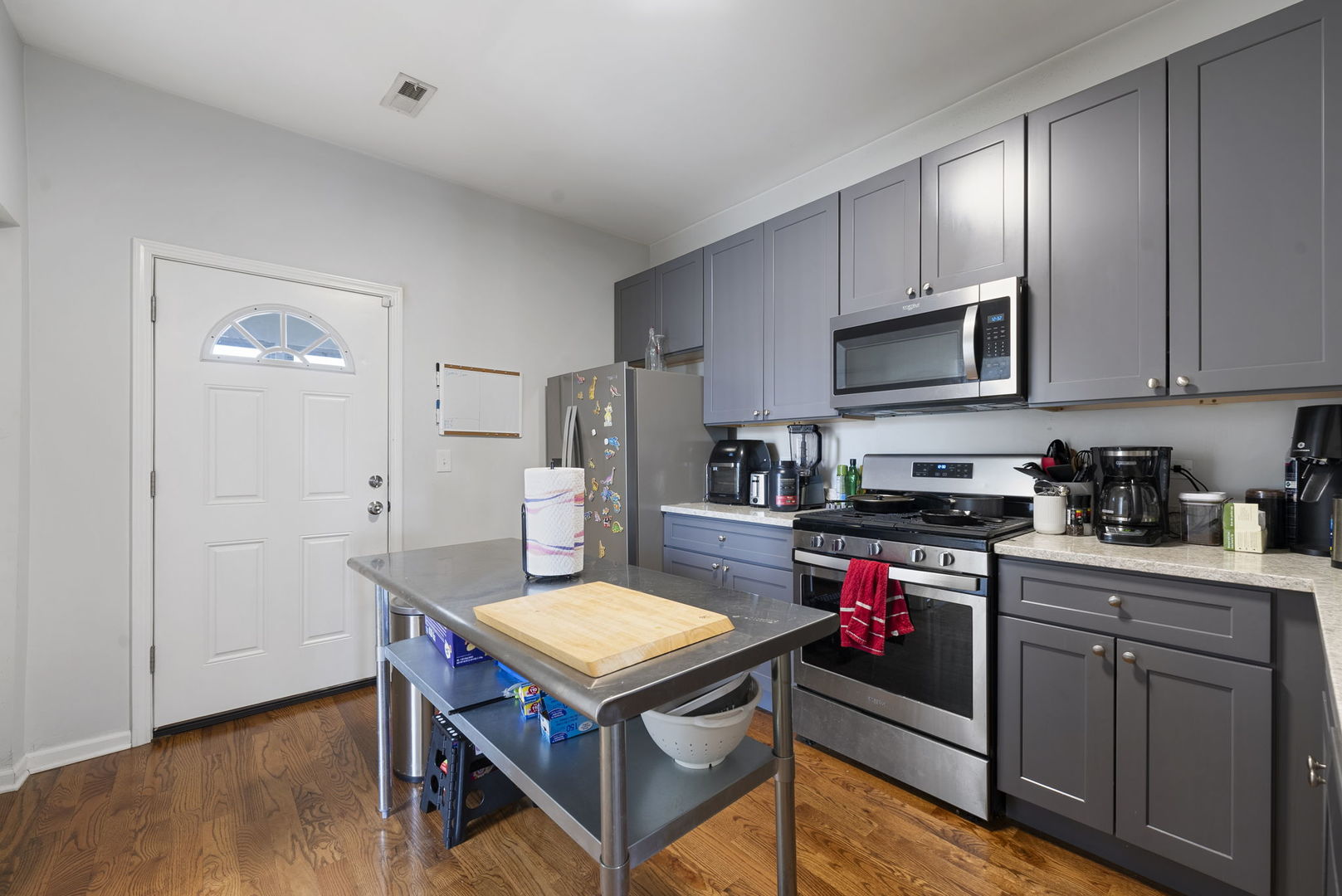 1630 N Avers Avenue, Chicago, IL 60647