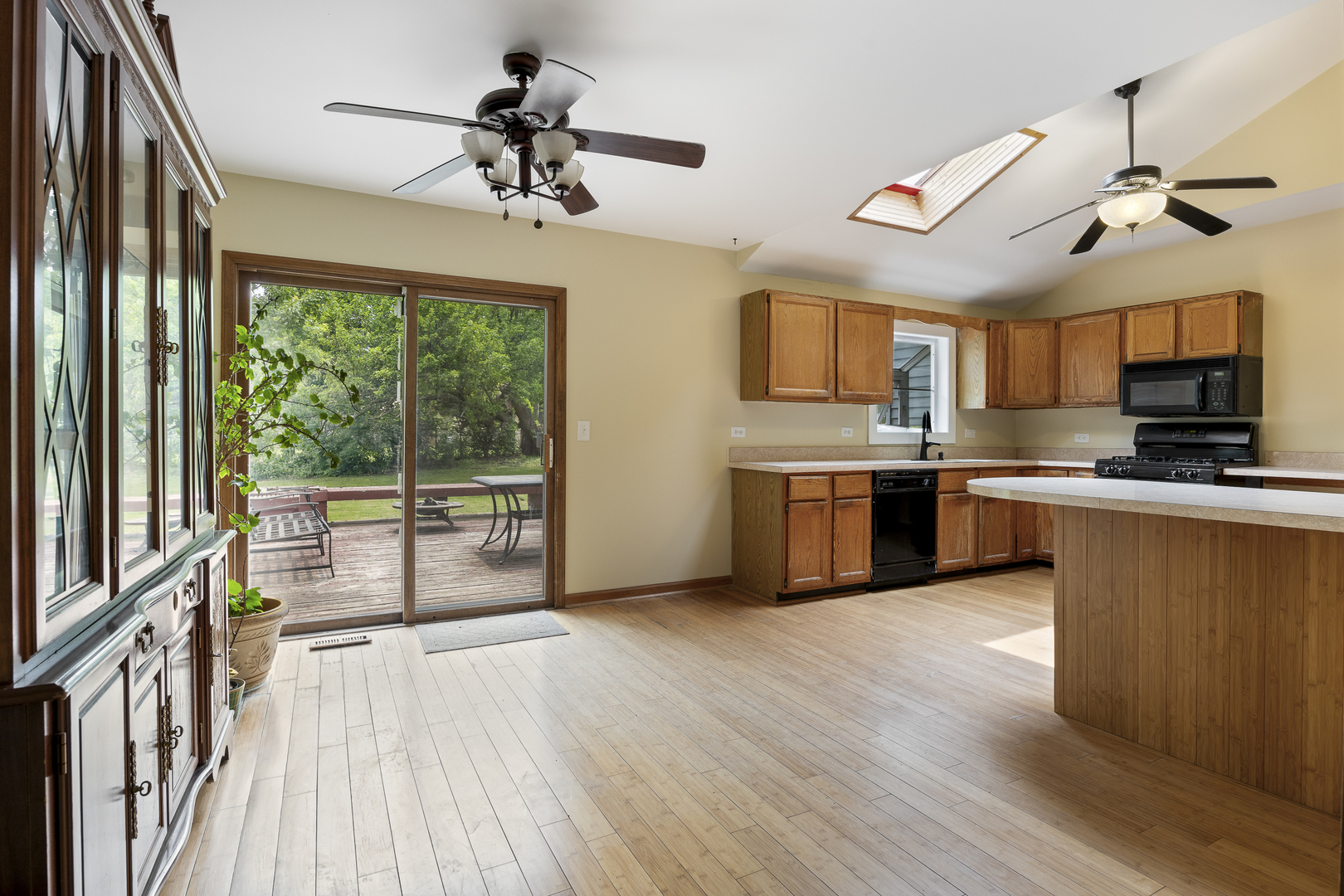 29W459 Lee Road, West Chicago, IL 60185