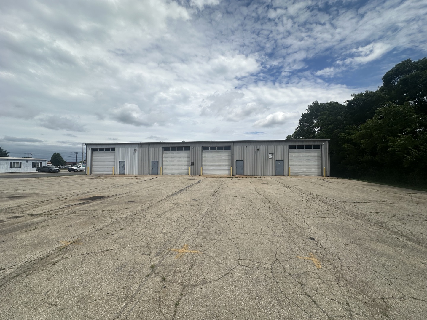 2402 McDonough Street, Joliet, IL 60436