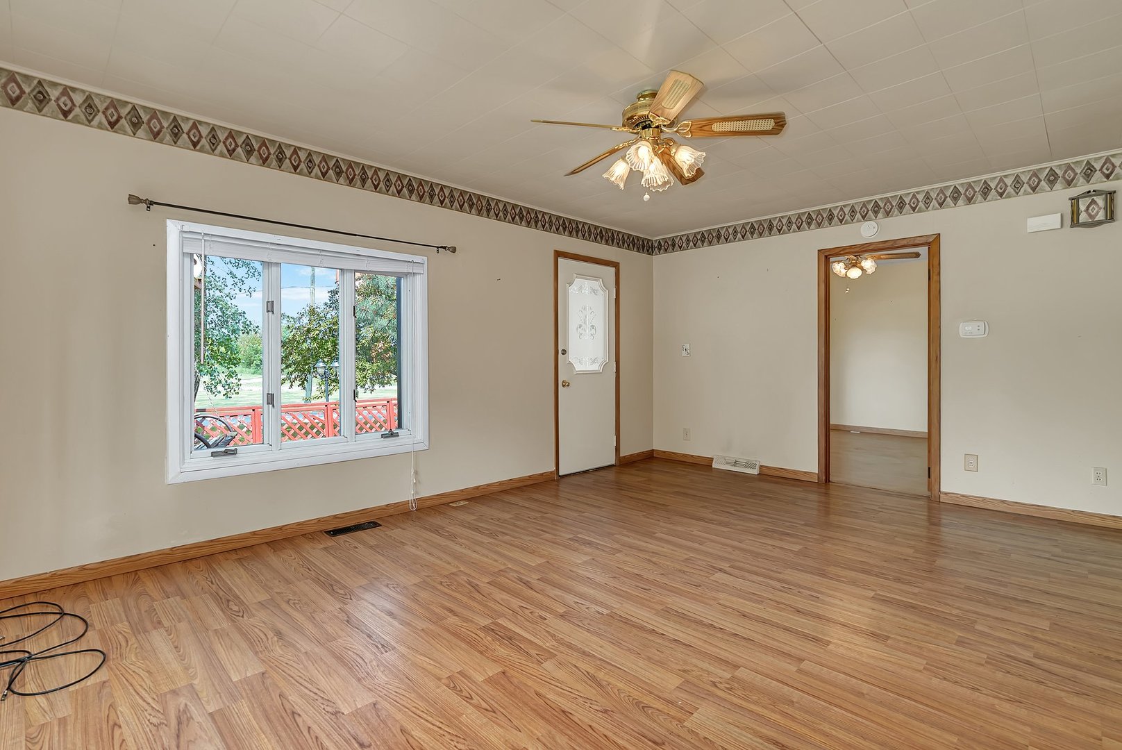 302 Wabash Avenue, Campus, IL 60920