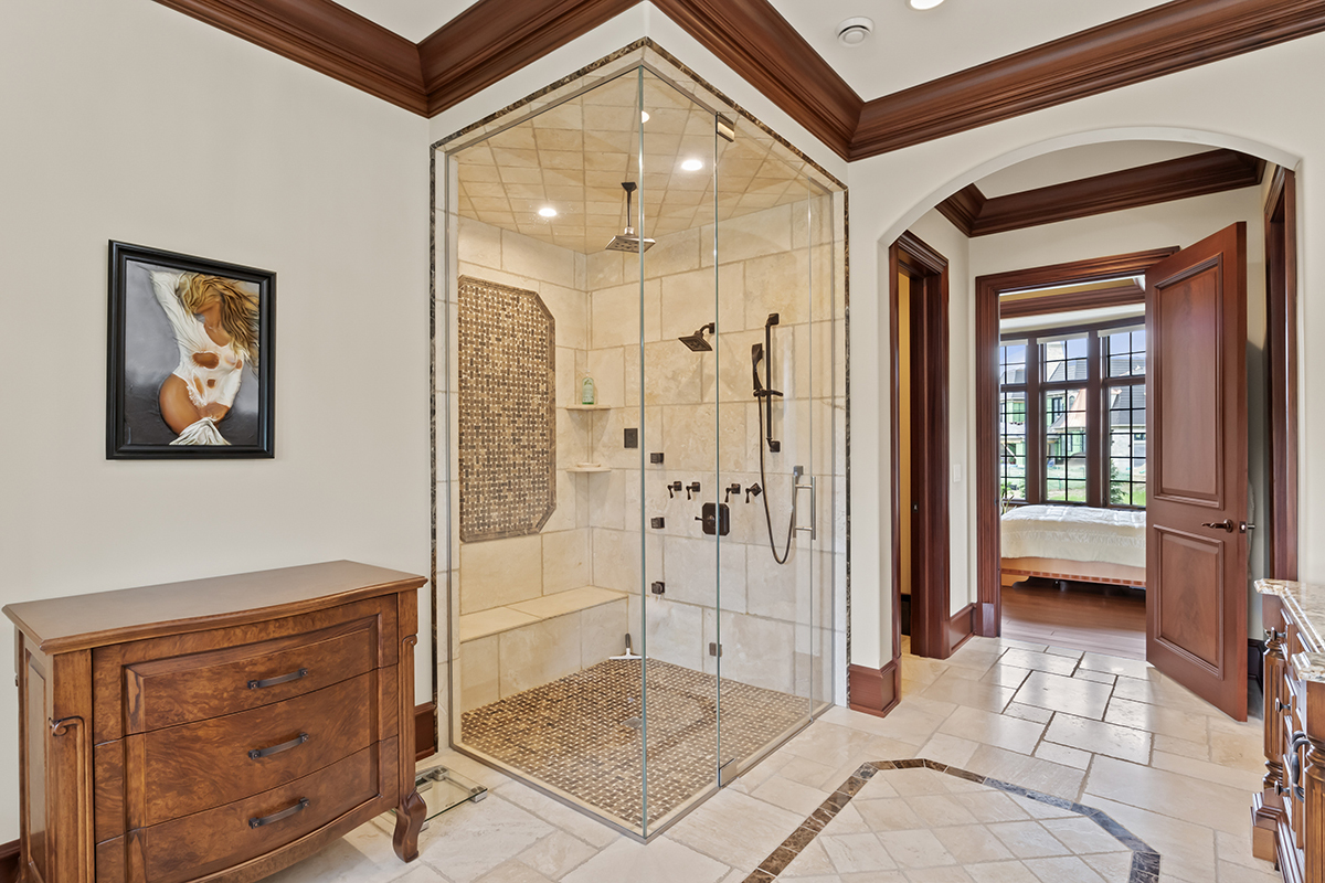 23 Enclave Court, South Barrington, IL 60010