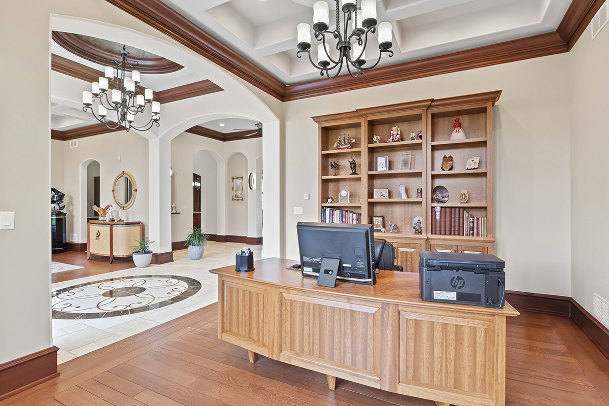 23 Enclave Court, South Barrington, IL 60010