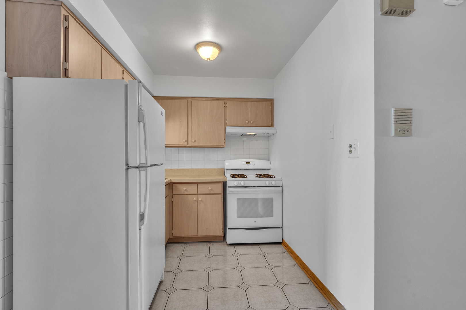 9819 S Cicero Avenue #6, Oak Lawn, IL 60453