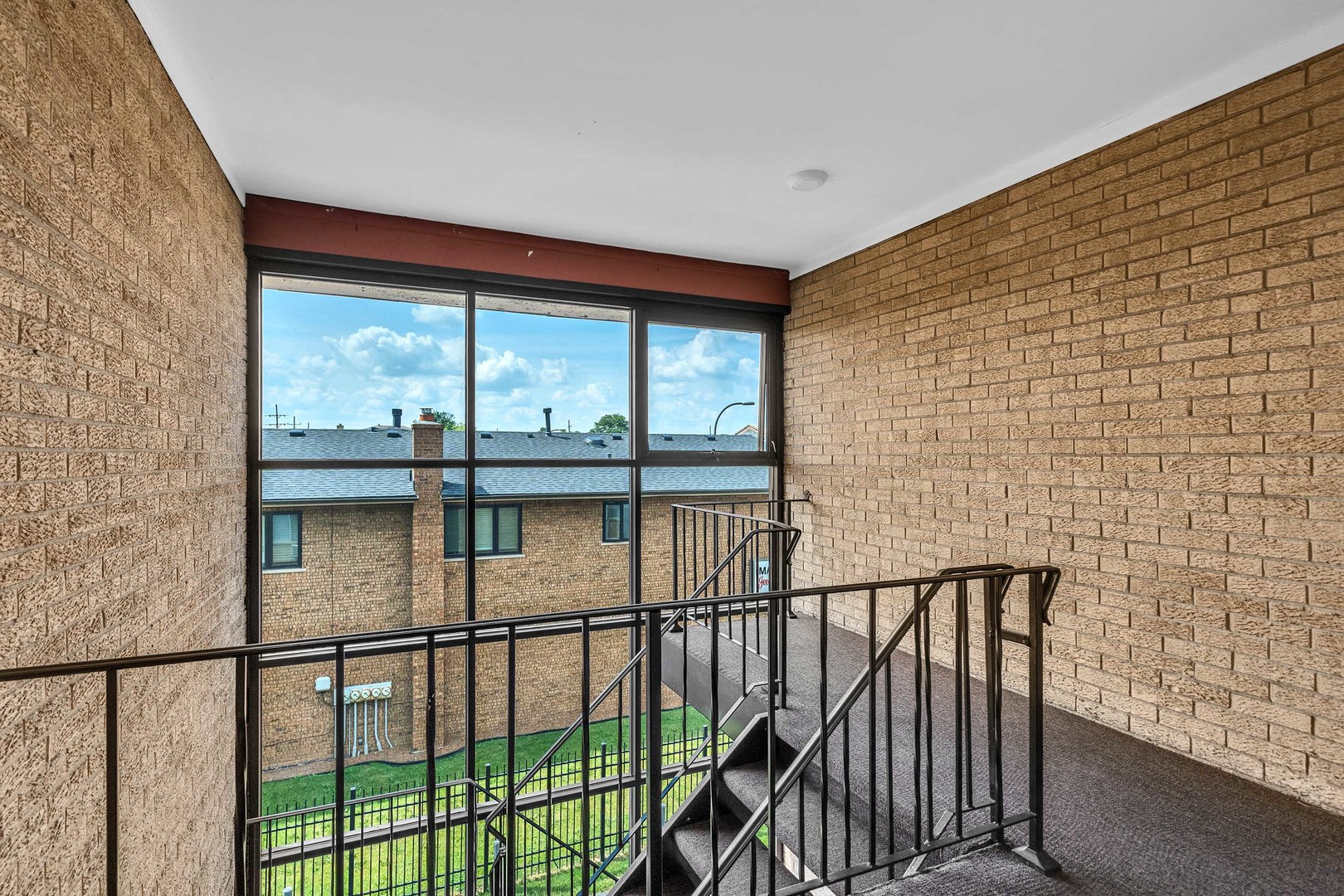 9819 S Cicero Avenue #6, Oak Lawn, IL 60453