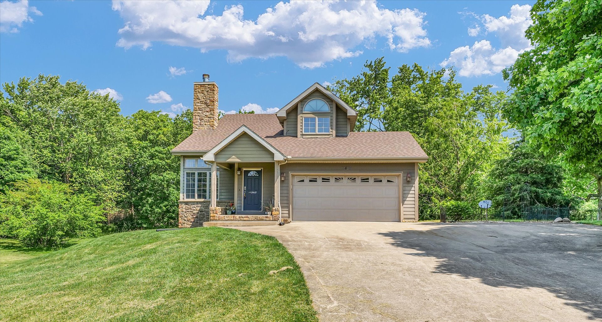 37402 Comanche Drive, Saybrook, IL 61770