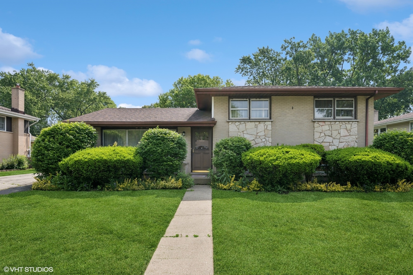 1007 N Gibbons Avenue, Arlington Heights, IL 60004
