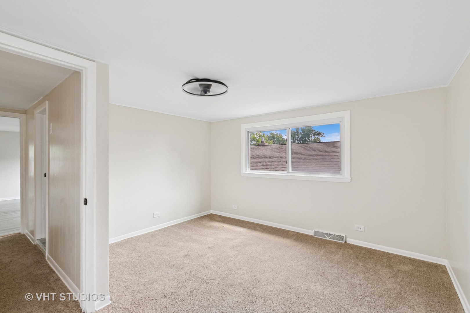 4613 S Laramie Avenue, Chicago, IL 60638