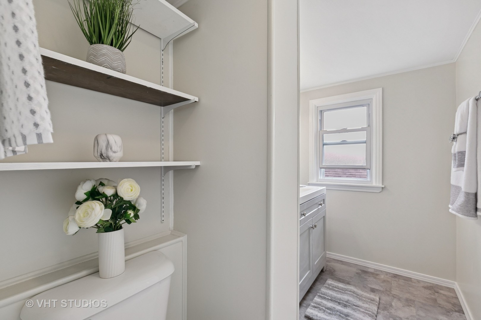 4613 S Laramie Avenue, Chicago, IL 60638