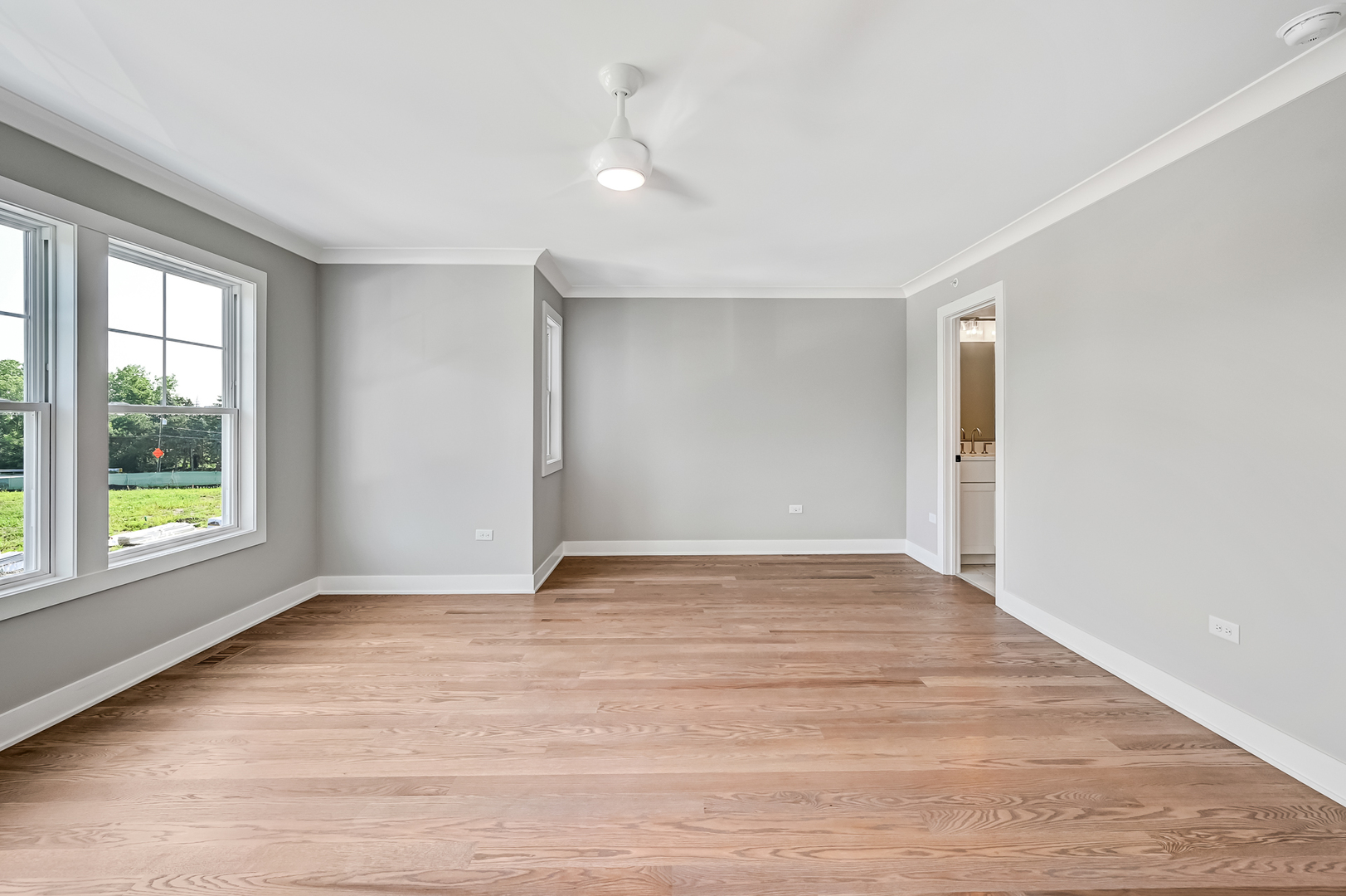 131 Harding Court, Glen Ellyn, IL 60137