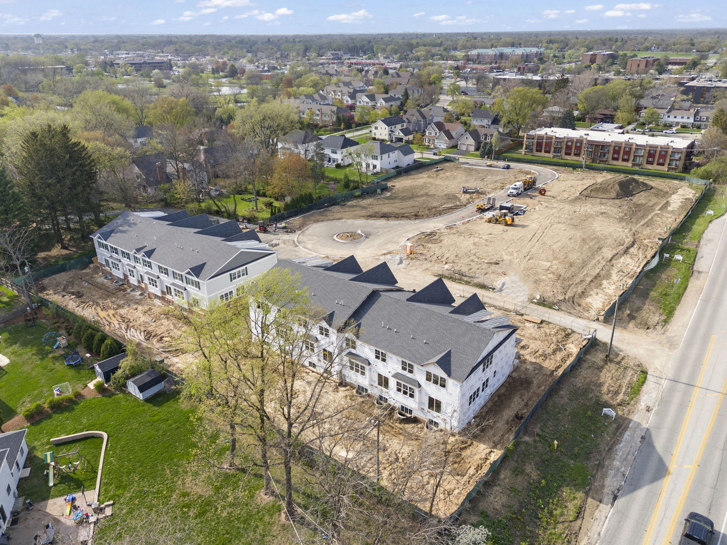 131 Harding Court, Glen Ellyn, IL 60137