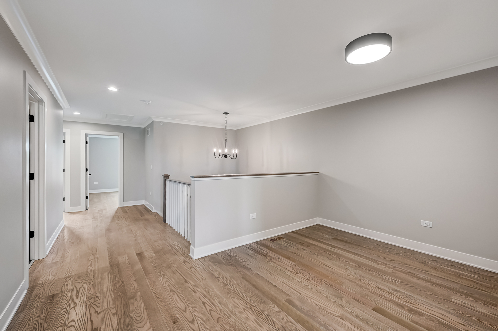 131 Harding Court, Glen Ellyn, IL 60137