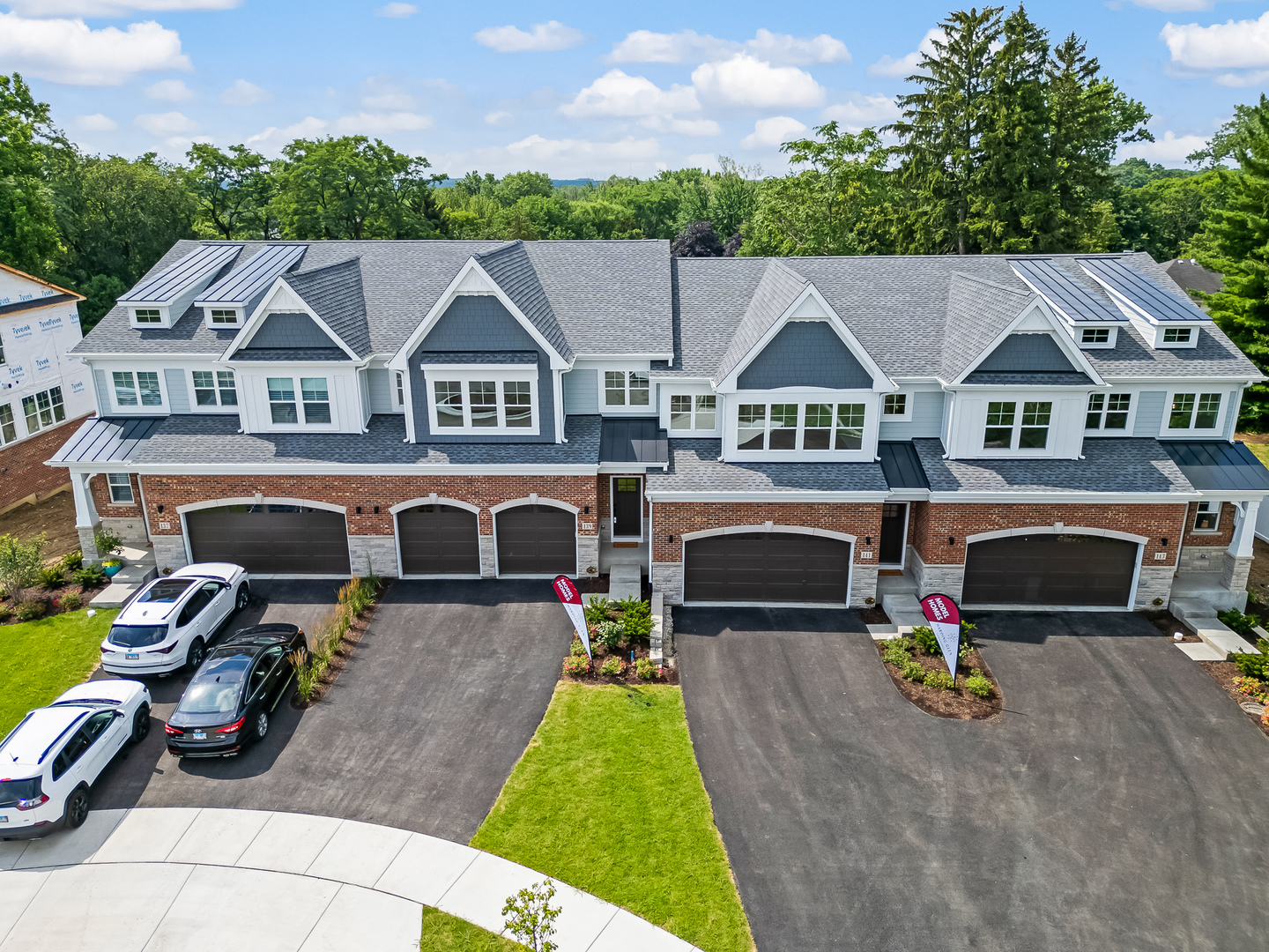 129 Harding Court, Glen Ellyn, IL 60137