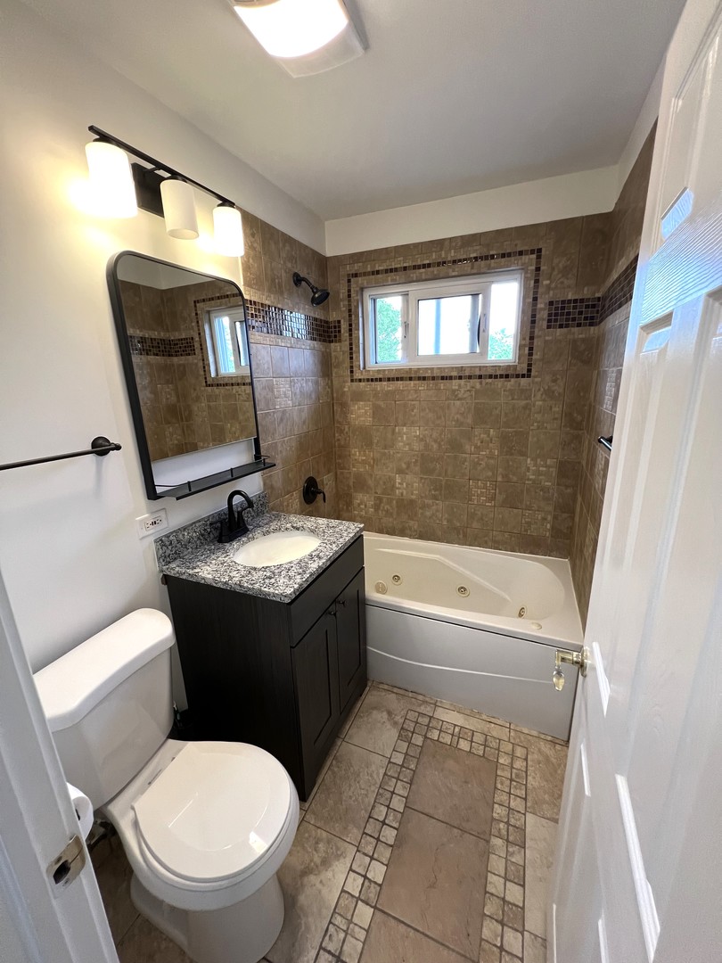 6842 W Lode Drive #3B, Worth, IL 60482