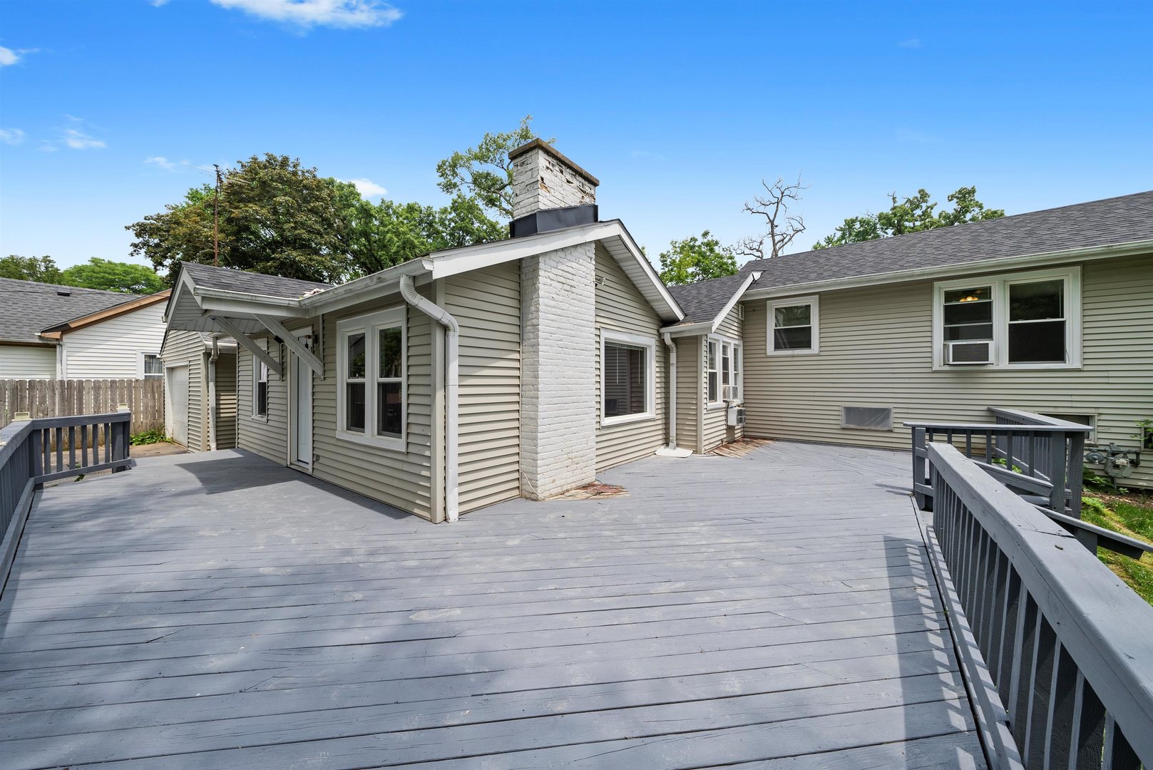 23951 N Lakeside Drive, Lake Zurich, IL 60047