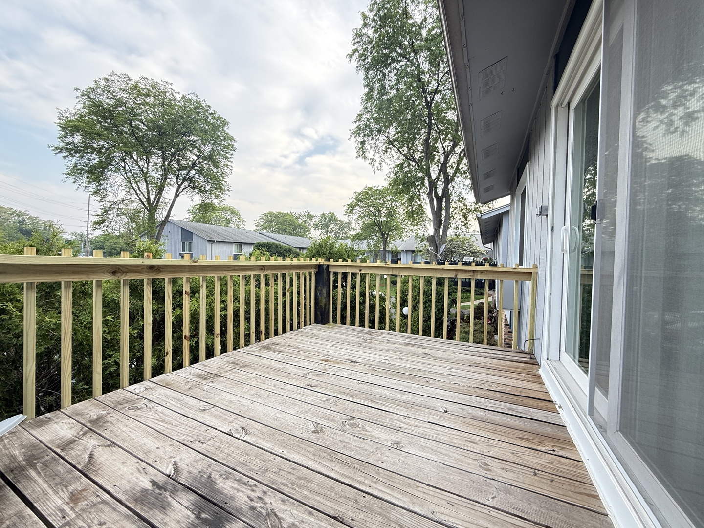 946 E Old Willow Road #204, Prospect Heights, IL 60070