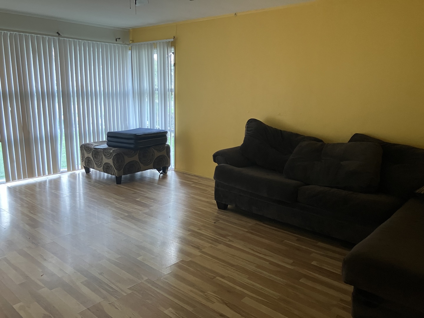 1108 Portsmouth Avenue, Westchester, IL 60154