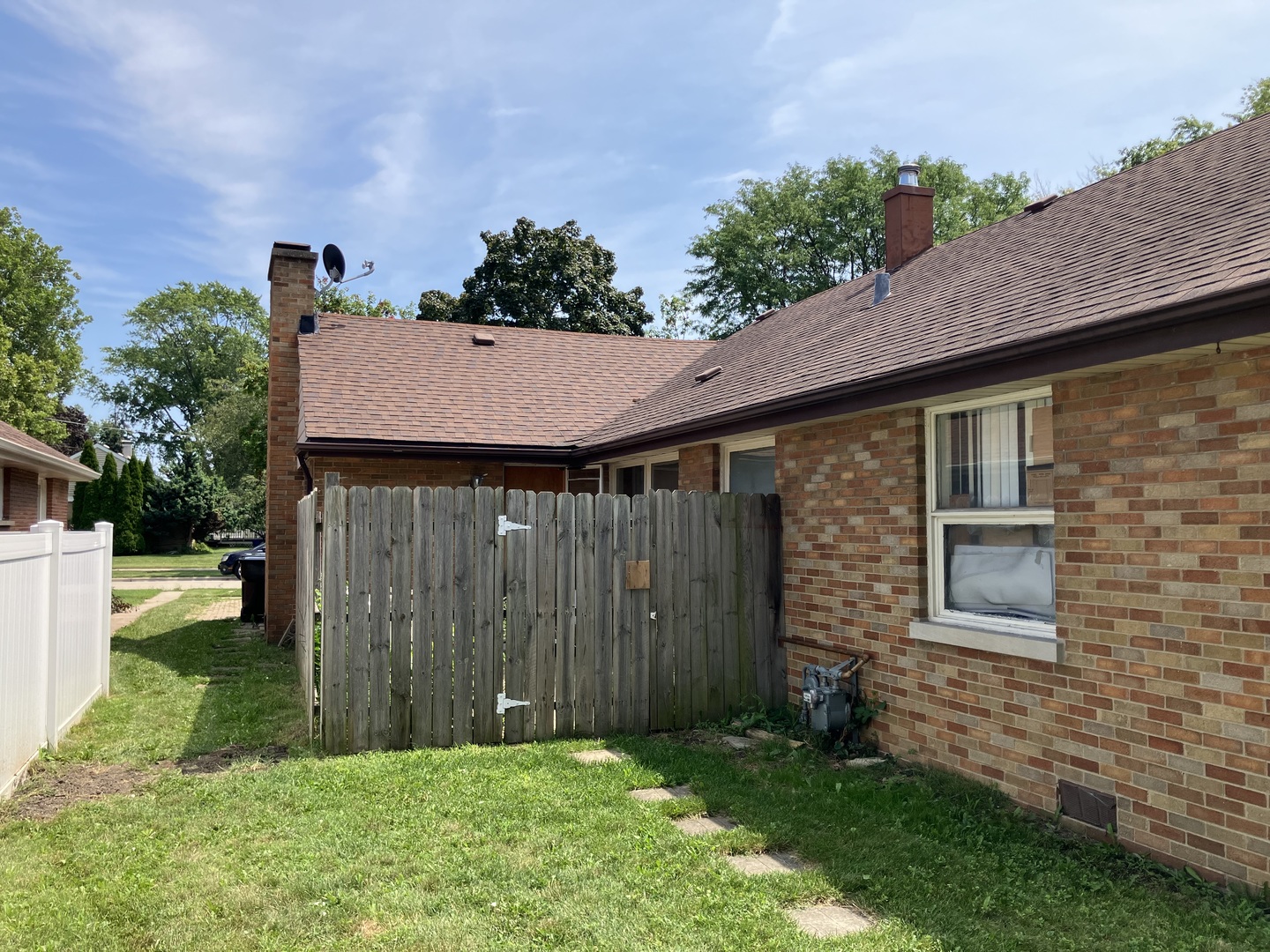 1108 Portsmouth Avenue, Westchester, IL 60154