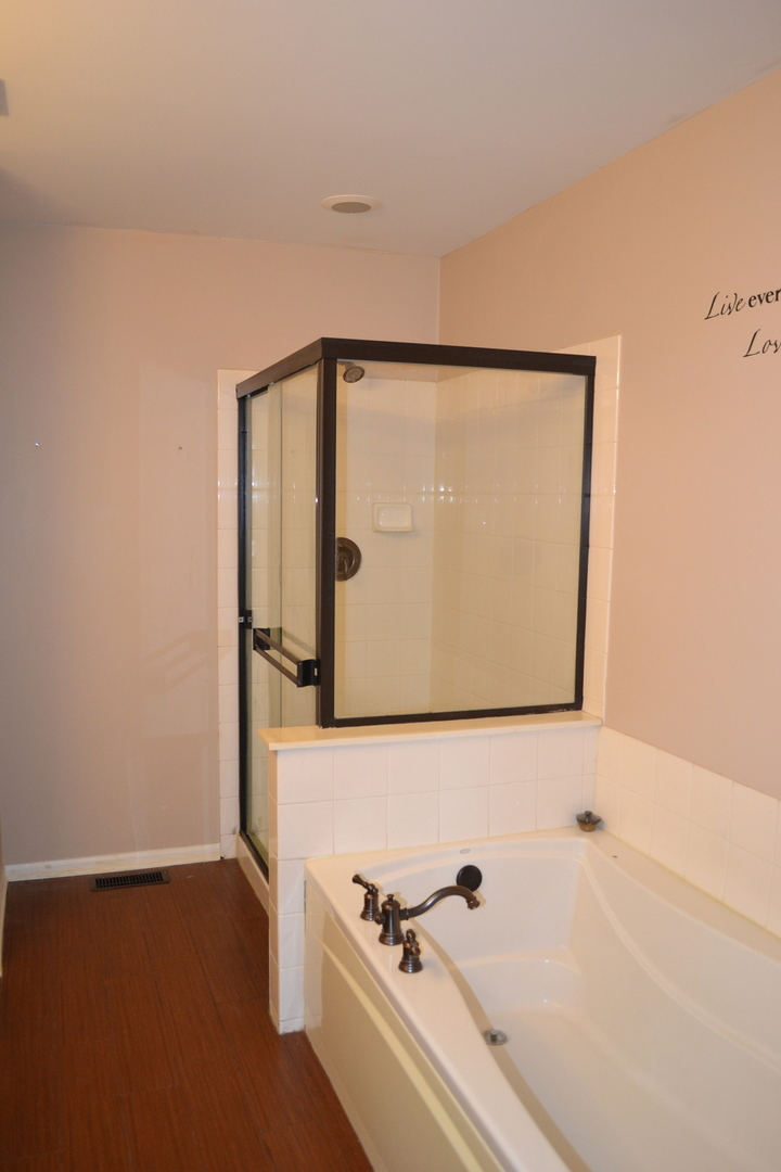 242 Springbrook Trail South Trail #0, Oswego, IL 60543