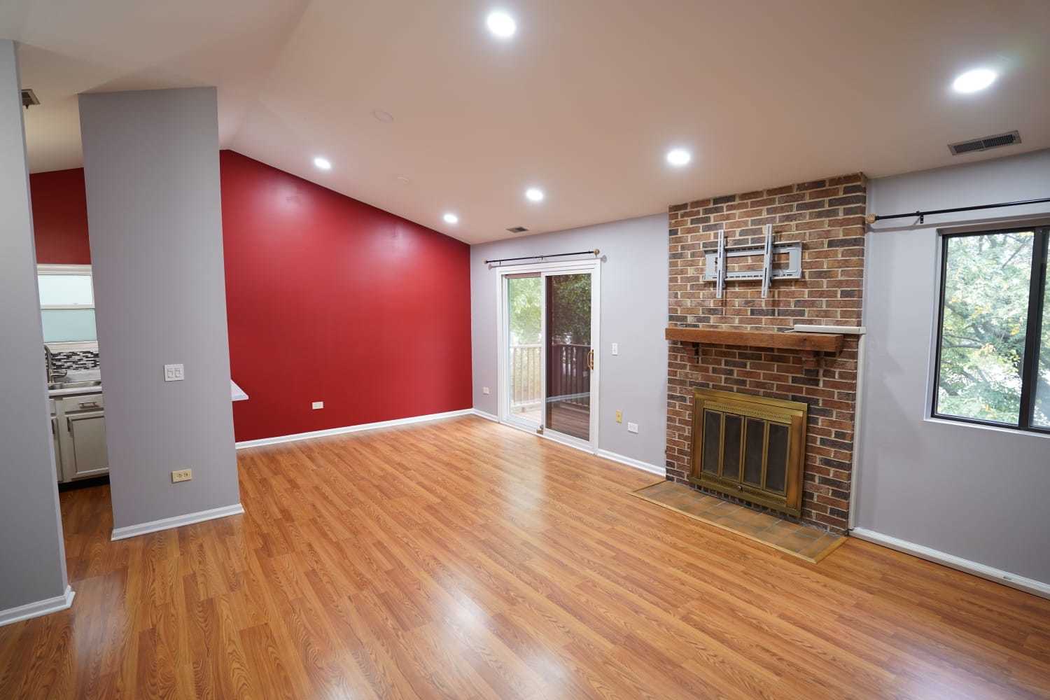 361 FARNSWORTH Court #8, Glen Ellyn, IL 60137