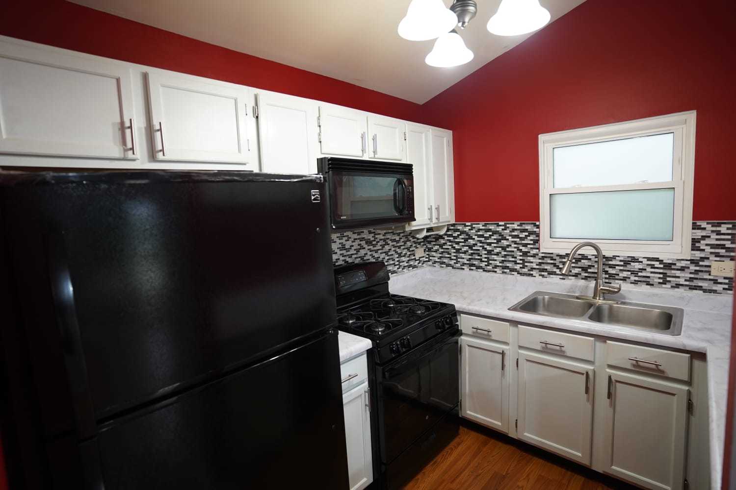 361 FARNSWORTH Court #8, Glen Ellyn, IL 60137