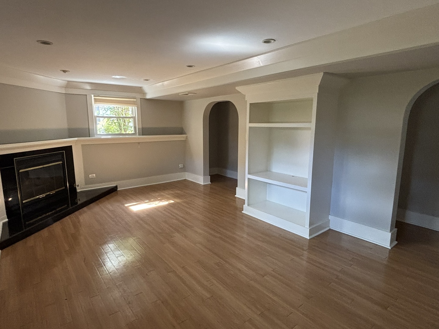 541 Cypress Drive, Naperville, IL 60540