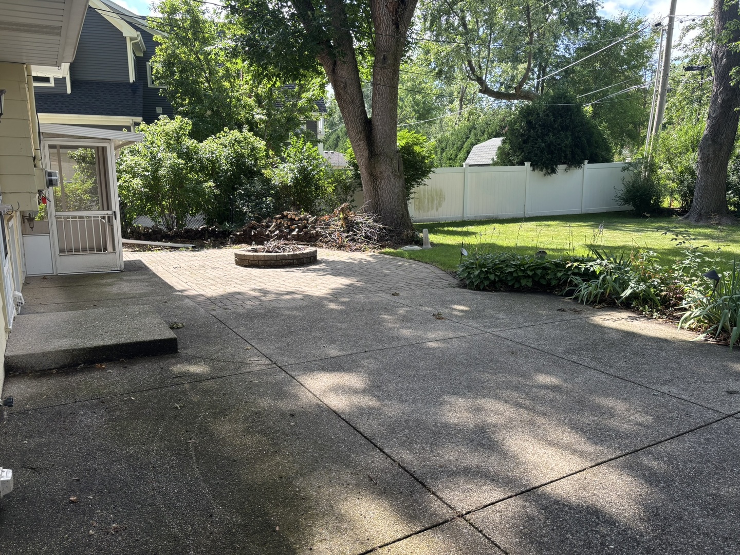 541 Cypress Drive, Naperville, IL 60540
