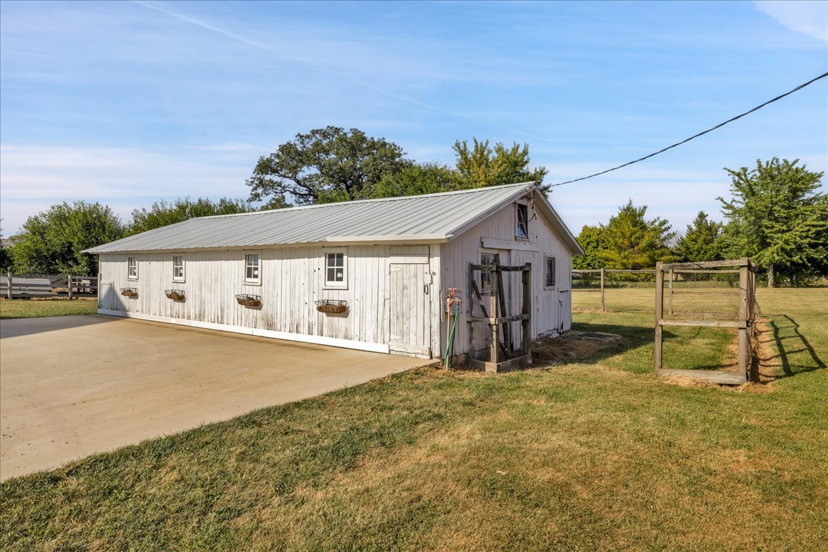 6735 Grove Road, Oswego, IL 60543