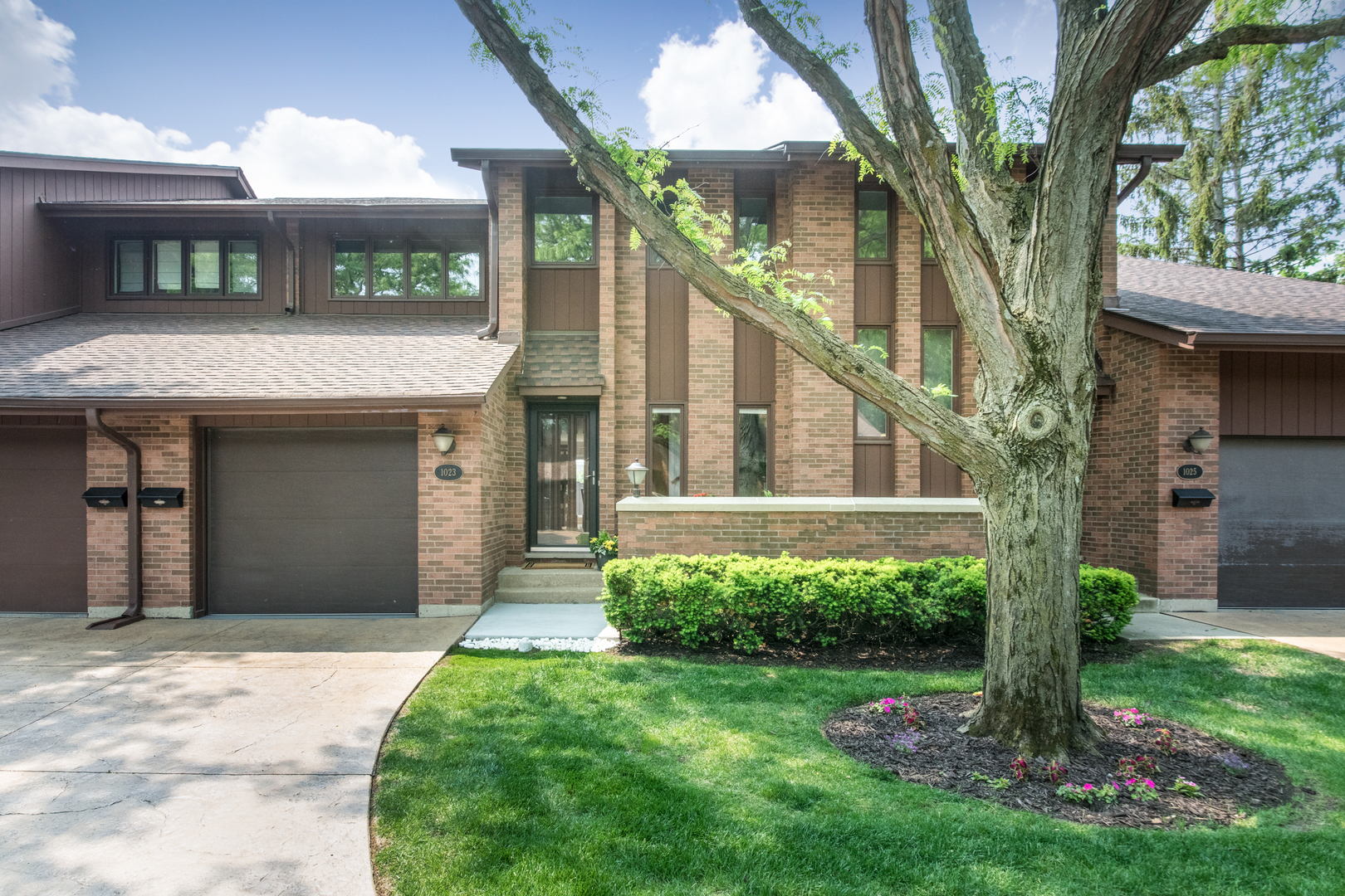 1023 Rene Court, Park Ridge, IL 60068