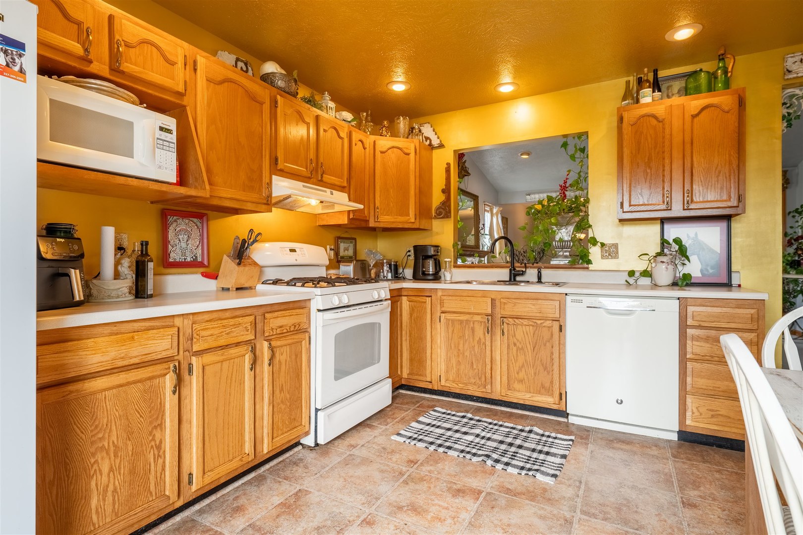 67 Oak Park Road, Bloomington, IL 61701