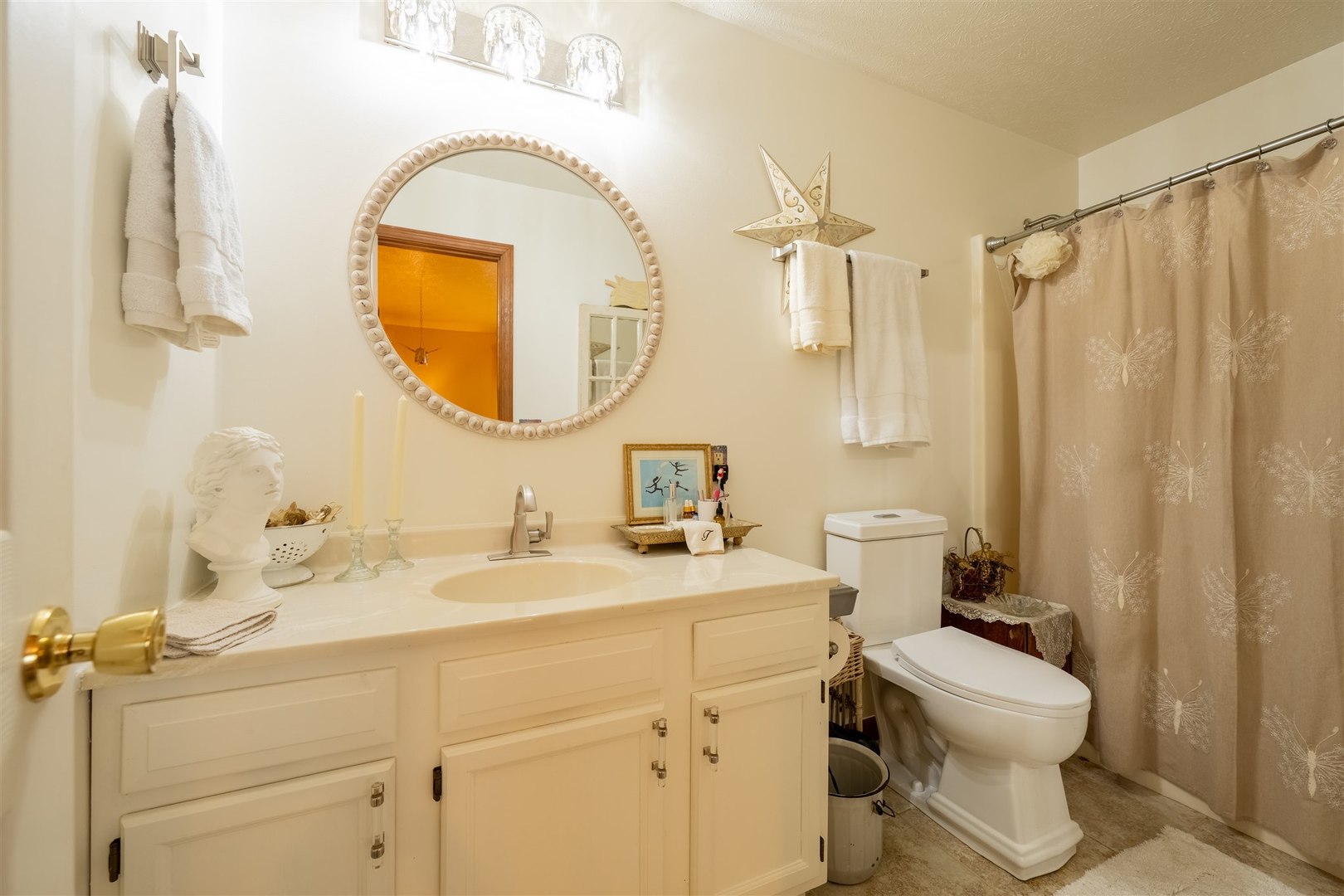 67 Oak Park Road, Bloomington, IL 61701