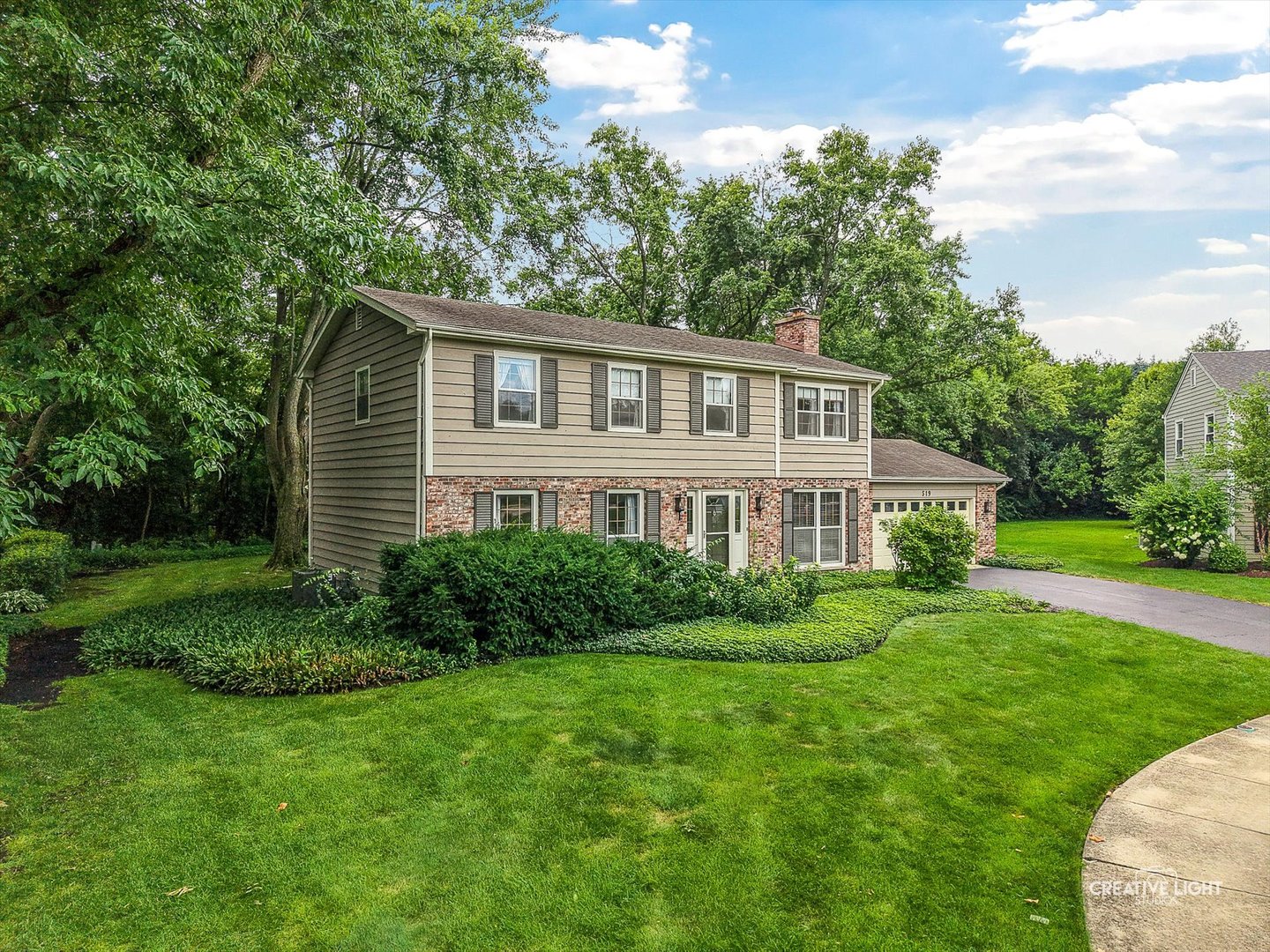 519 Hamilton Drive, Wheaton, IL 60189