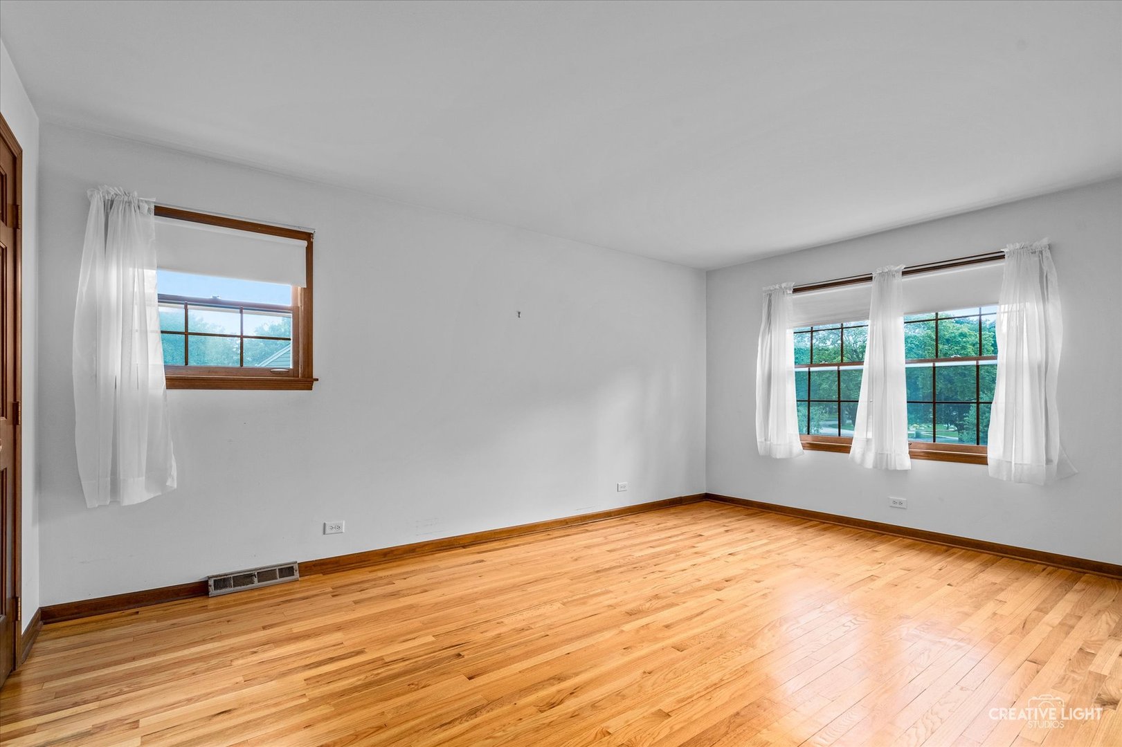 519 Hamilton Drive, Wheaton, IL 60189