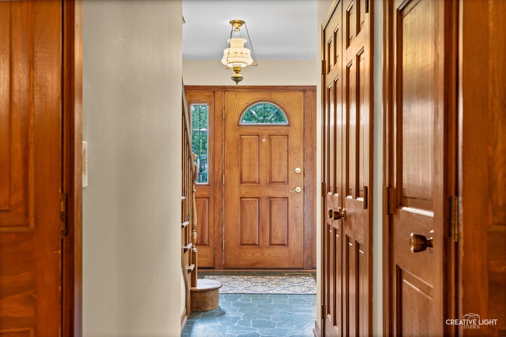 519 Hamilton Drive, Wheaton, IL 60189