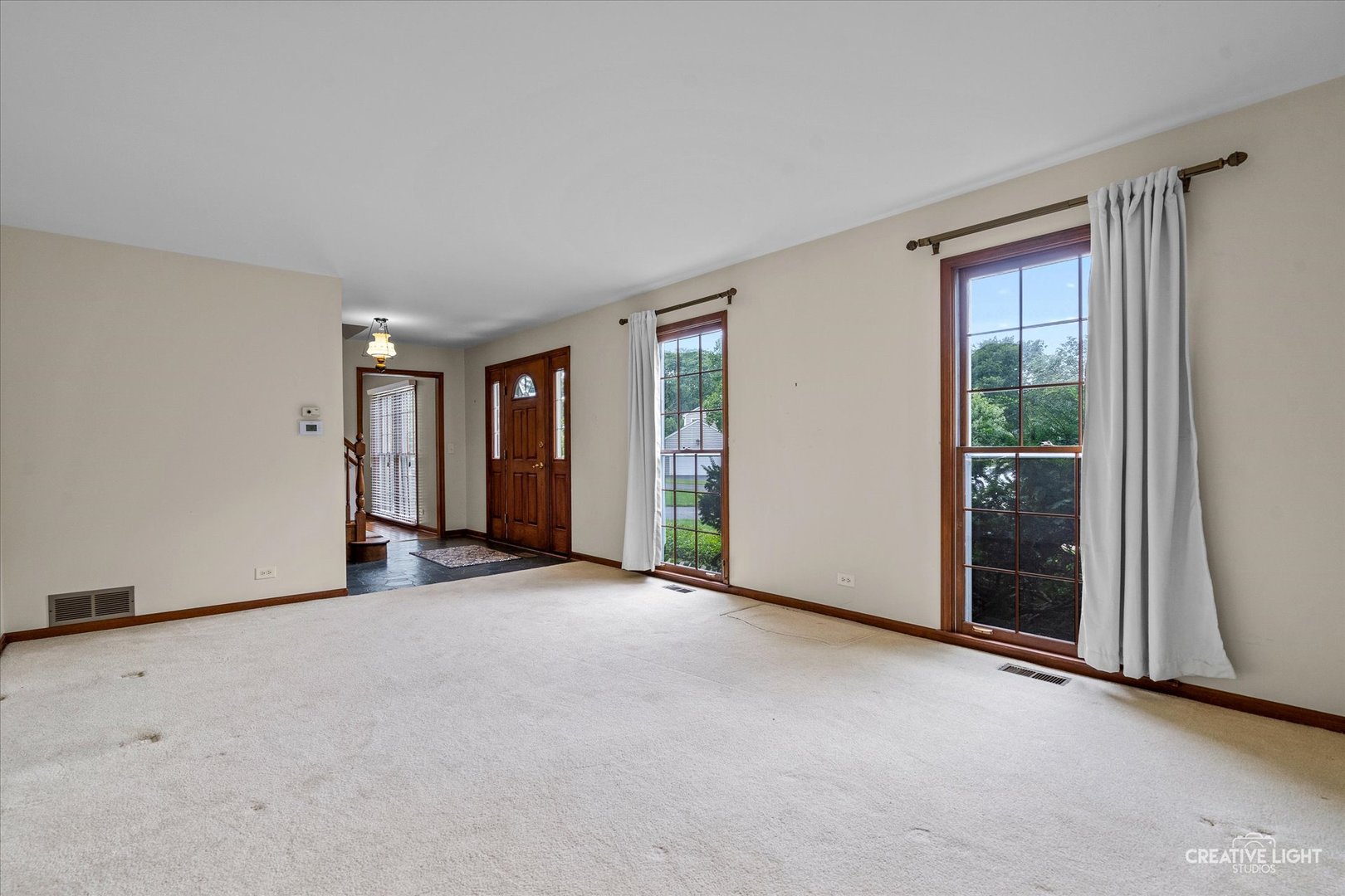 519 Hamilton Drive, Wheaton, IL 60189
