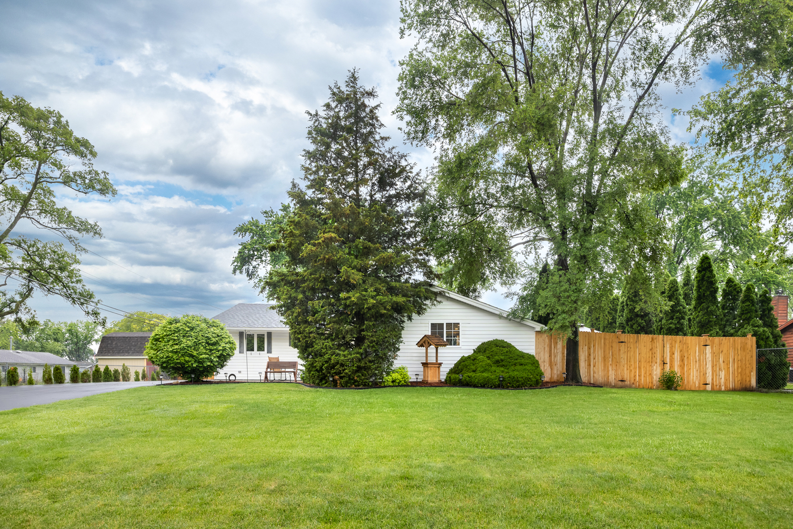 16430 S 89th Avenue, Orland Park, IL 60462