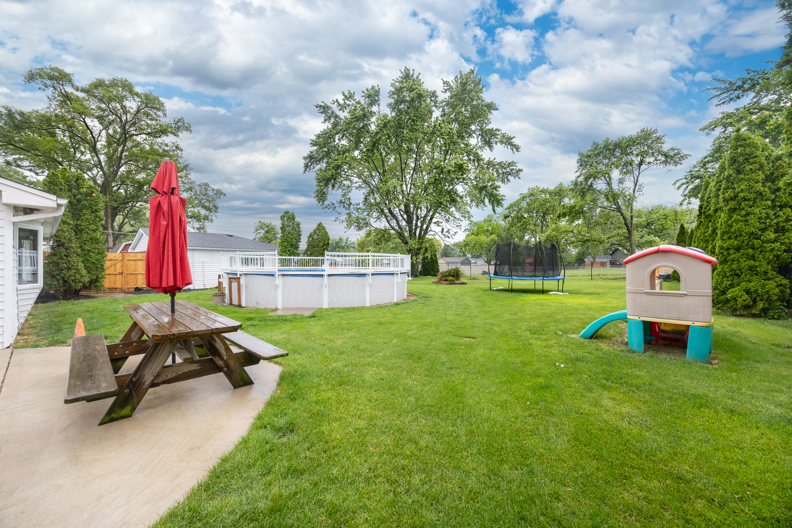 16430 S 89th Avenue, Orland Park, IL 60462