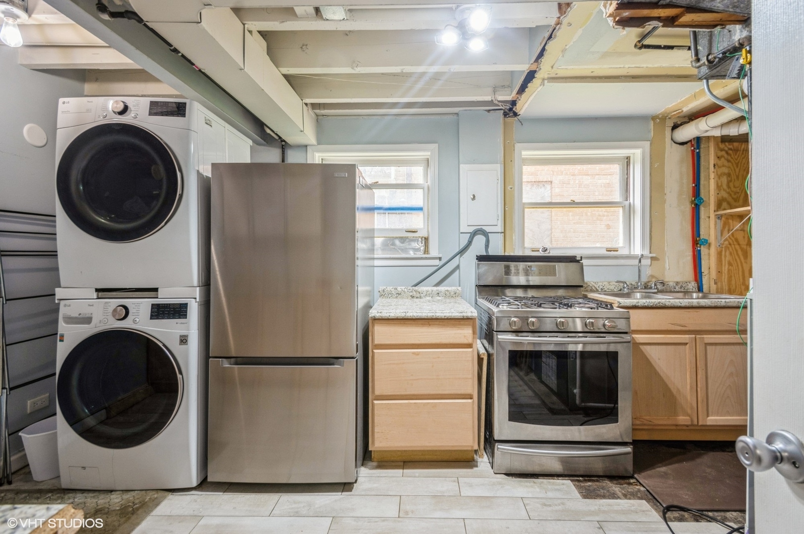 6647 N MONTICELLO Avenue, Lincolnwood, IL 60712