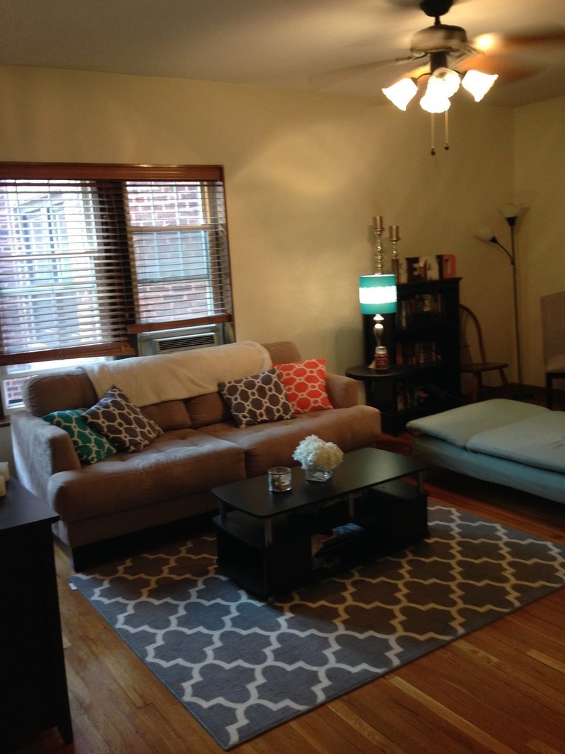 535 W Brompton Avenue #2S, Chicago, IL 60657