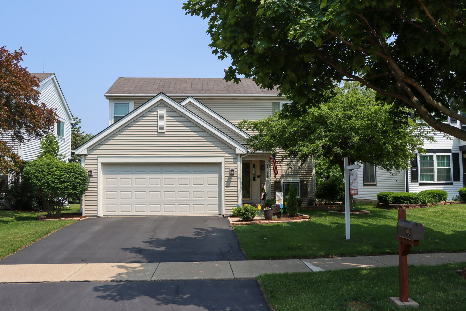 1024 Lakestone Lane, Aurora, IL 60504