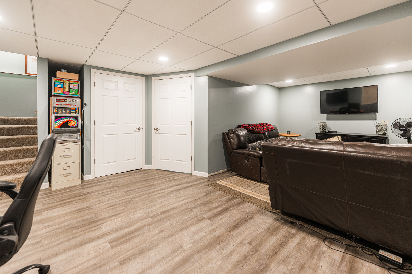 6N419 Forest Avenue, St. Charles, IL 60174
