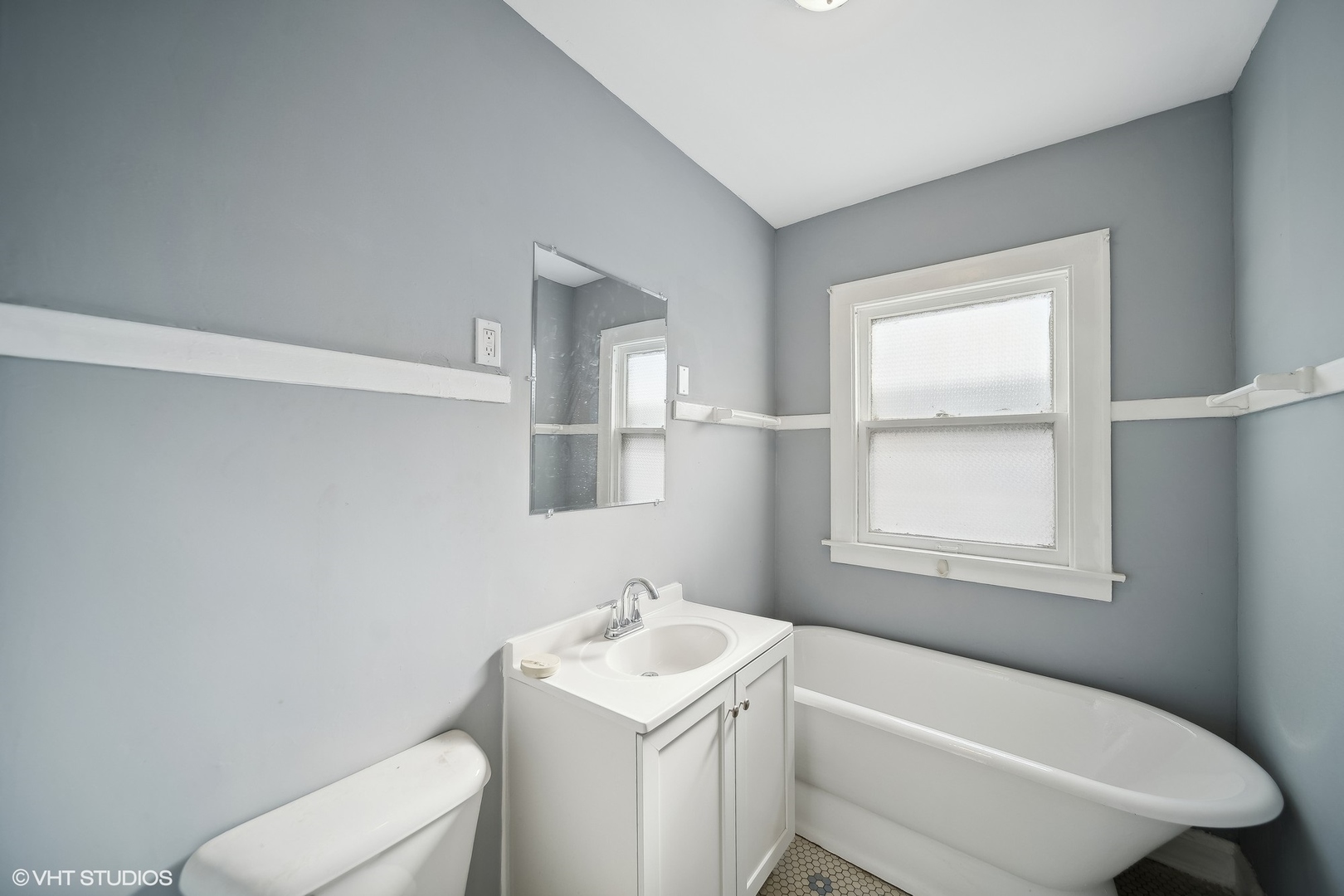 10549 S Eggleston Avenue, Chicago, IL 60628